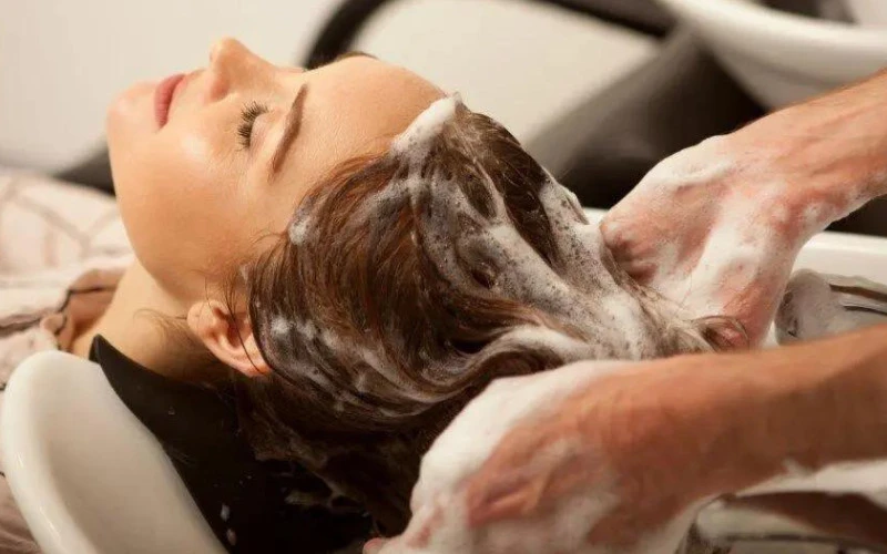 The express shampoo procedure (Source: Internet).
