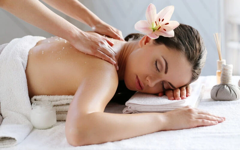 Full body therapy 90 minutes (Source: Internet)