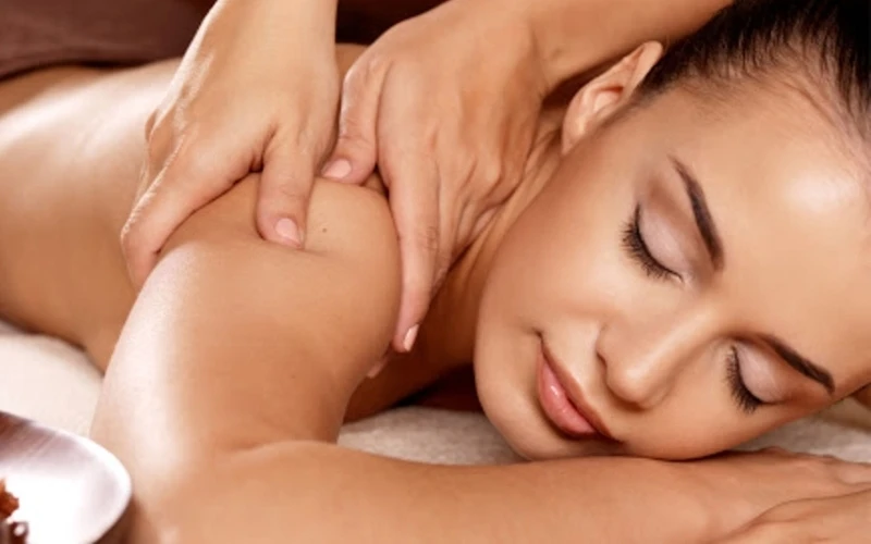 The full body therapy 90 minutes procedure (Source: Internet).