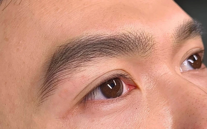 Aftercare instructions for eyebrows after a magic hair stroke procedure (Source: Internet)