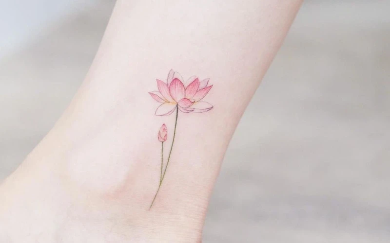 Beautiful and meaningful placements for mini artistic tattoos (Source: Internet)