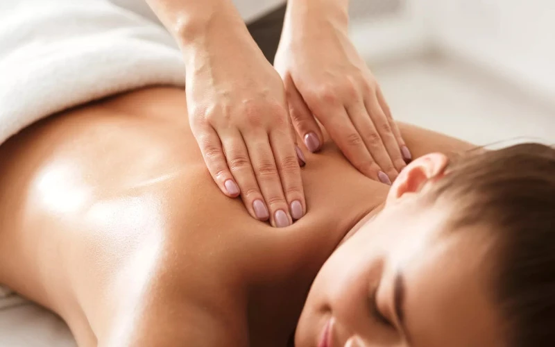 What is a Swedish massage (60 minutes)? (Source: Internet)